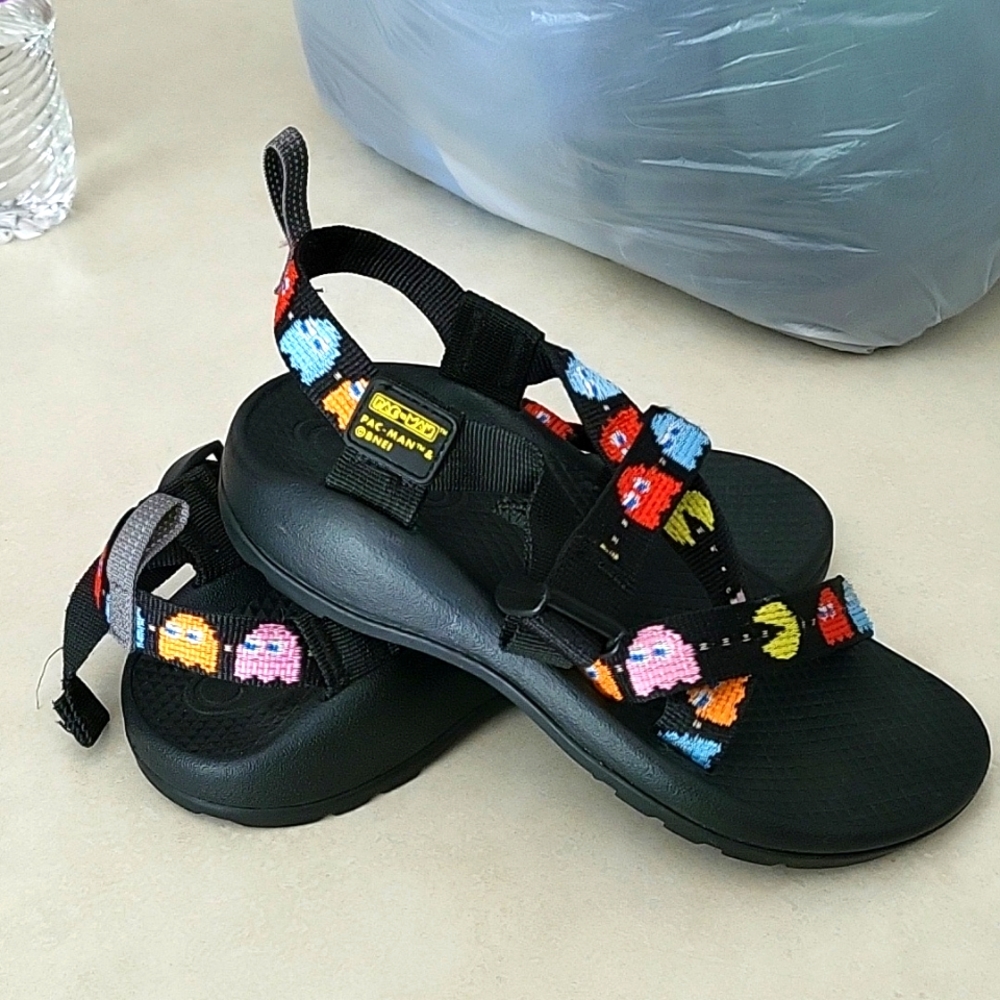 Kids' Chacos PAC-MAN Edition
